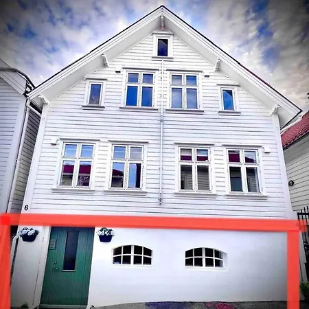 Apartmán The Door H1 *